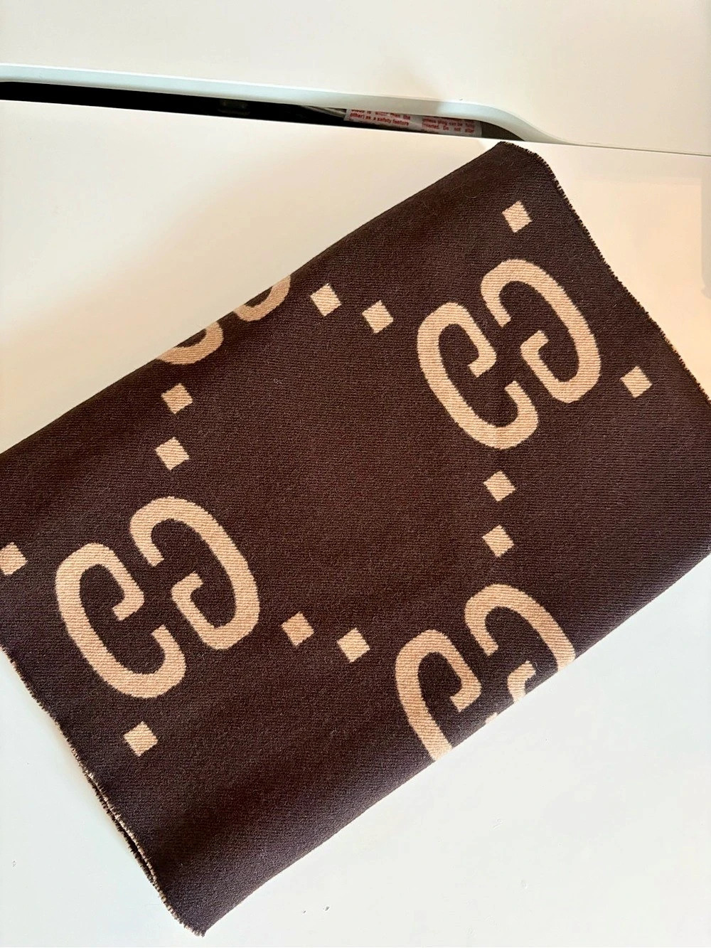 Gucci GG Jacquard Wool Silk Scarf Reversible in Brown & Beige NEW